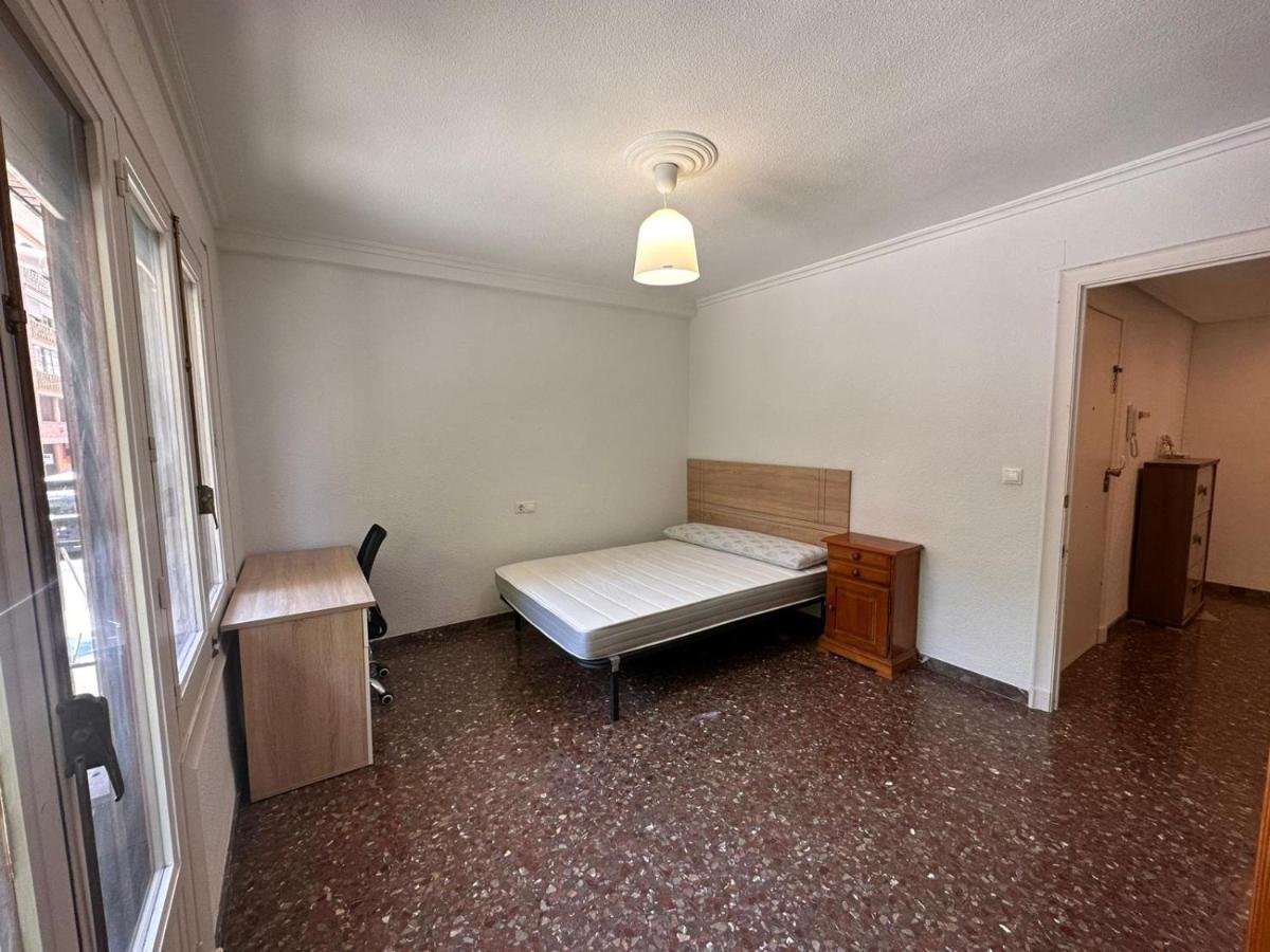 Piso 4 Dormitorios Centrico Con Gran Terraza San Juan  Εξωτερικό φωτογραφία